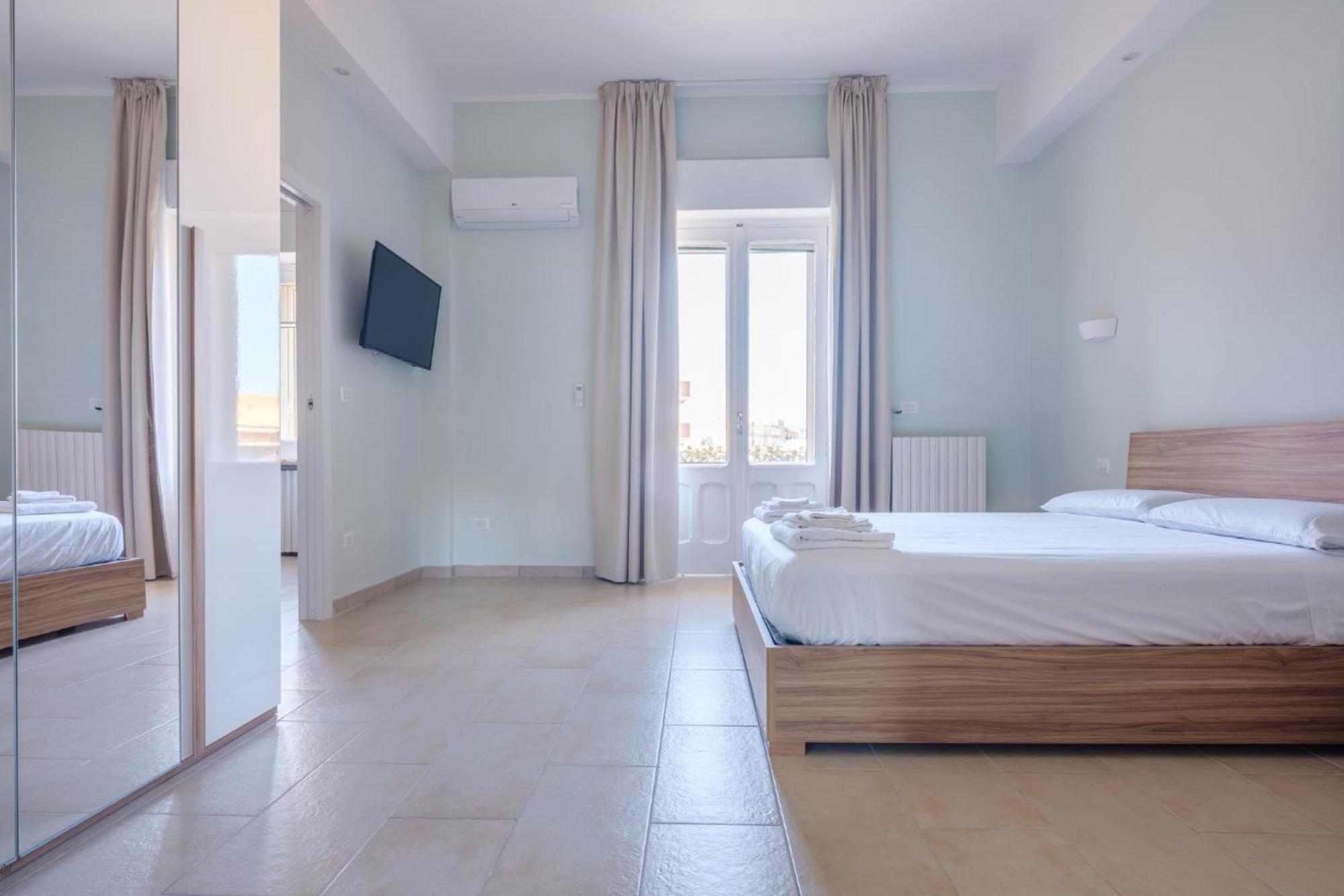 Villa Reale Flats Lecce Exterior foto